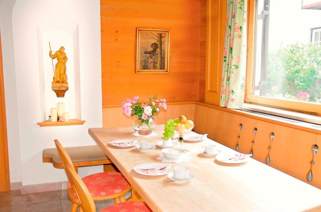 Ahorn Chalet Mayrhofen Oda fotoğraf